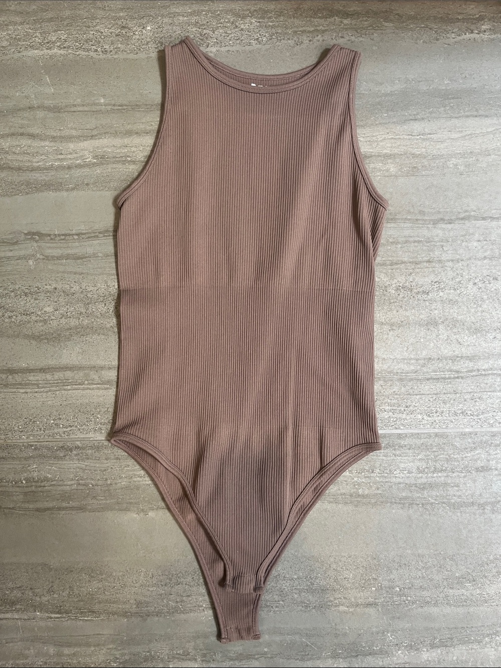 🖤 Ribbed Sleeveless One-Piece Bodysuit in Mauve | Size M |